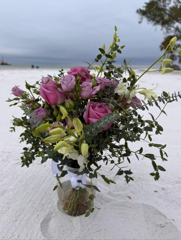 Lily — a Dream Beach Weddings bridal bouquet
